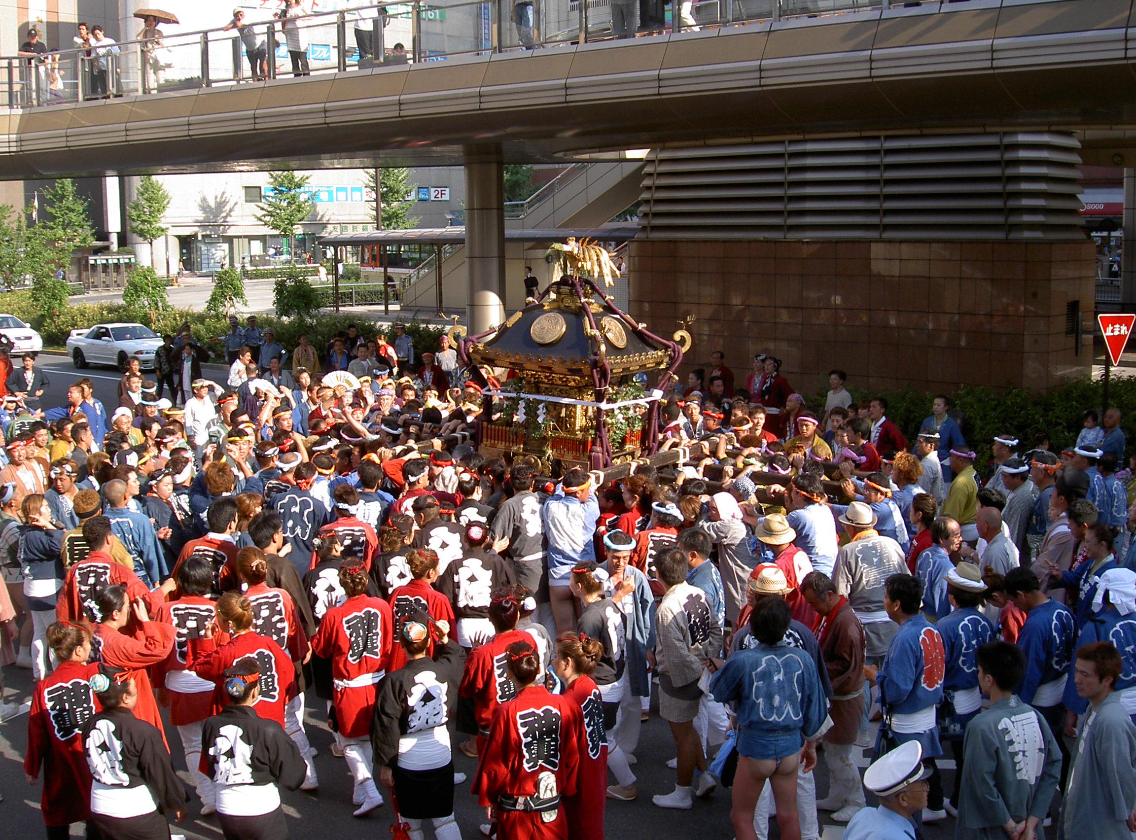 子安神社　祇園祭（7月25日・26日）